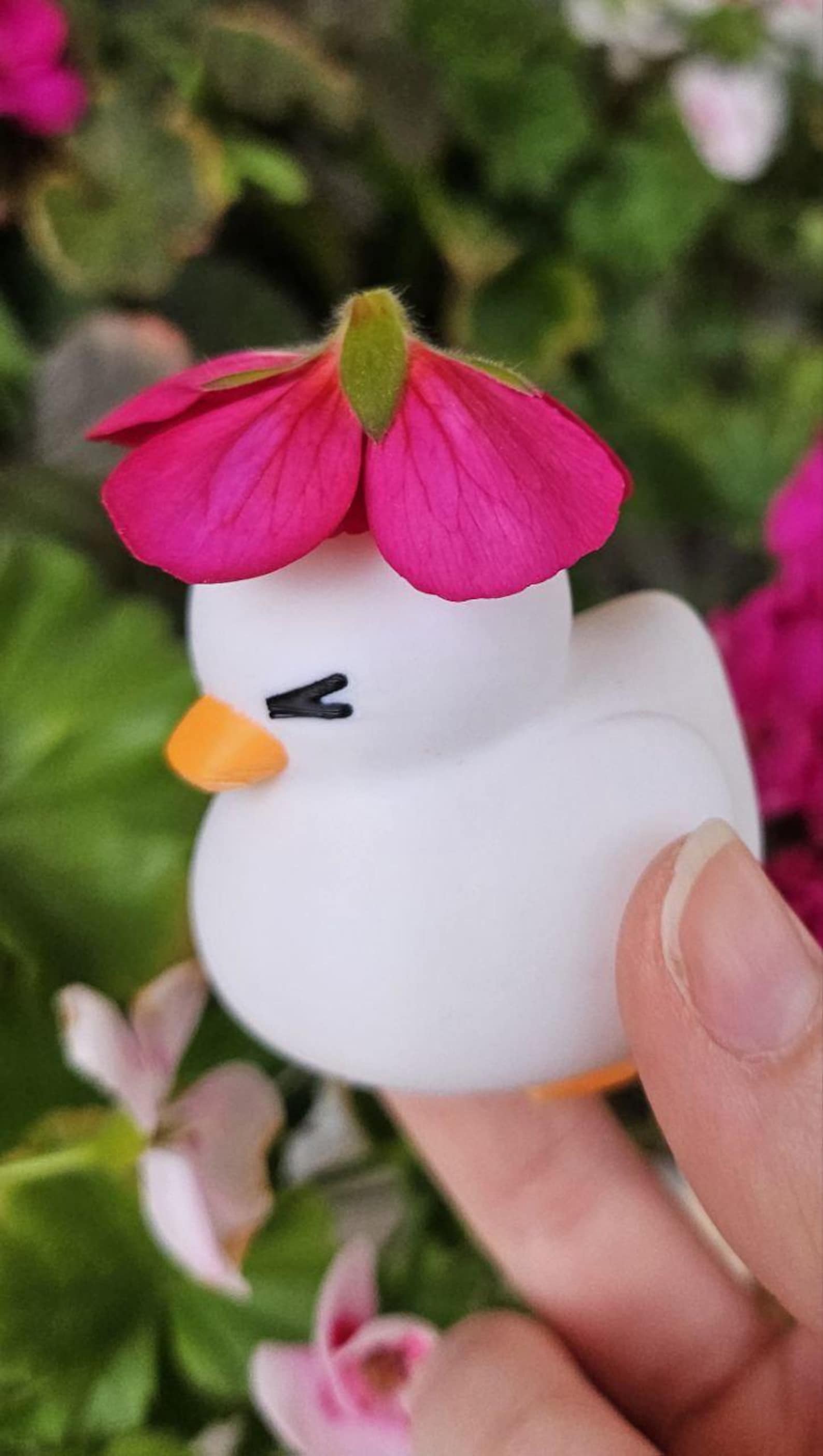 Cute Duck - Minimalist Desk Figurine or Keychain